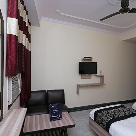 Oyo Hotel Silver Shine Near Gurudwara Shri Bangla Sahib Nowe Delhi Zewnętrze zdjęcie