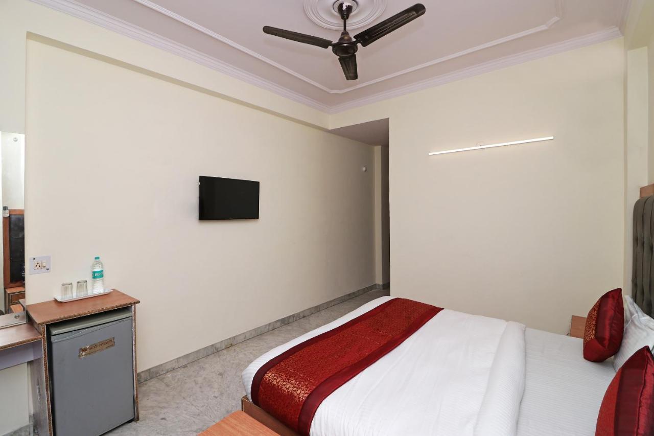 Oyo Hotel Silver Shine Near Gurudwara Shri Bangla Sahib Nowe Delhi Zewnętrze zdjęcie