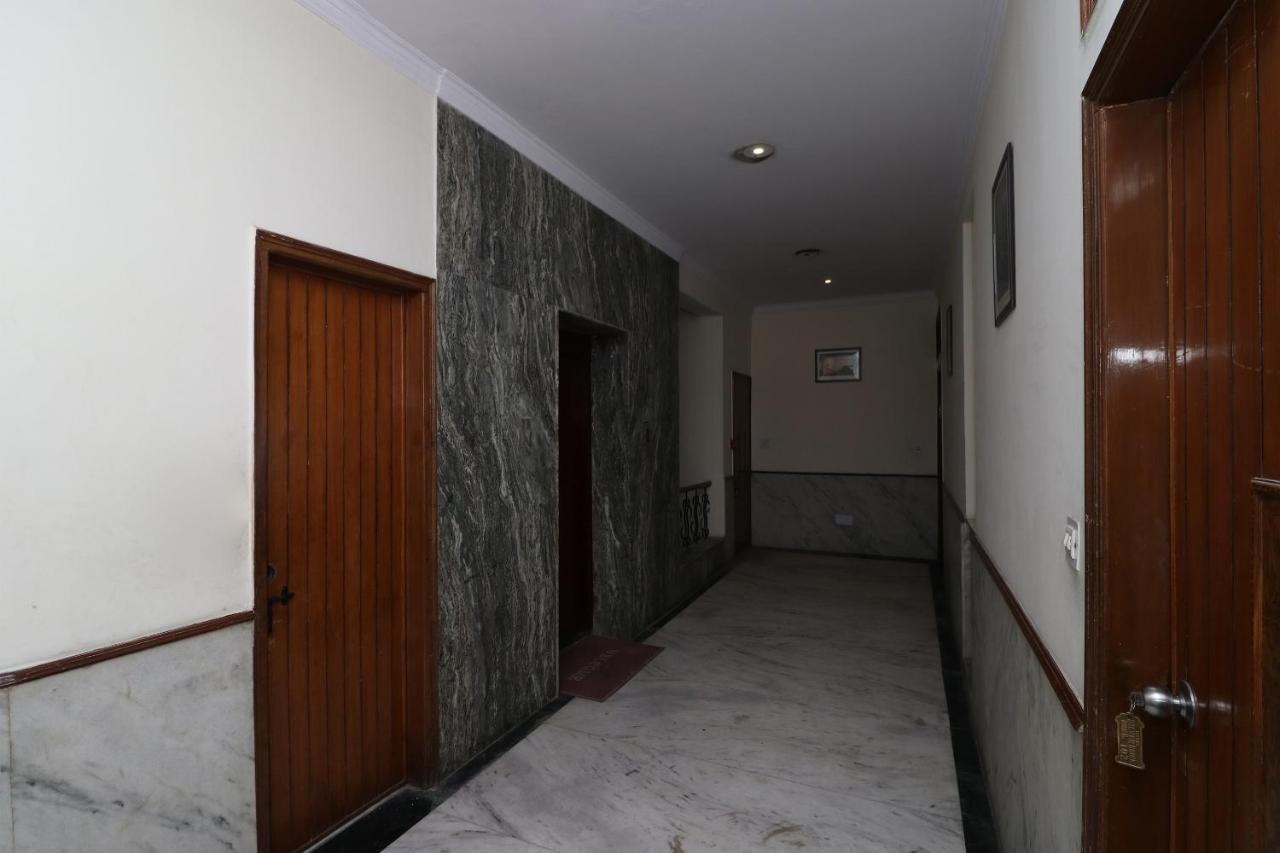 Oyo Hotel Silver Shine Near Gurudwara Shri Bangla Sahib Nowe Delhi Zewnętrze zdjęcie